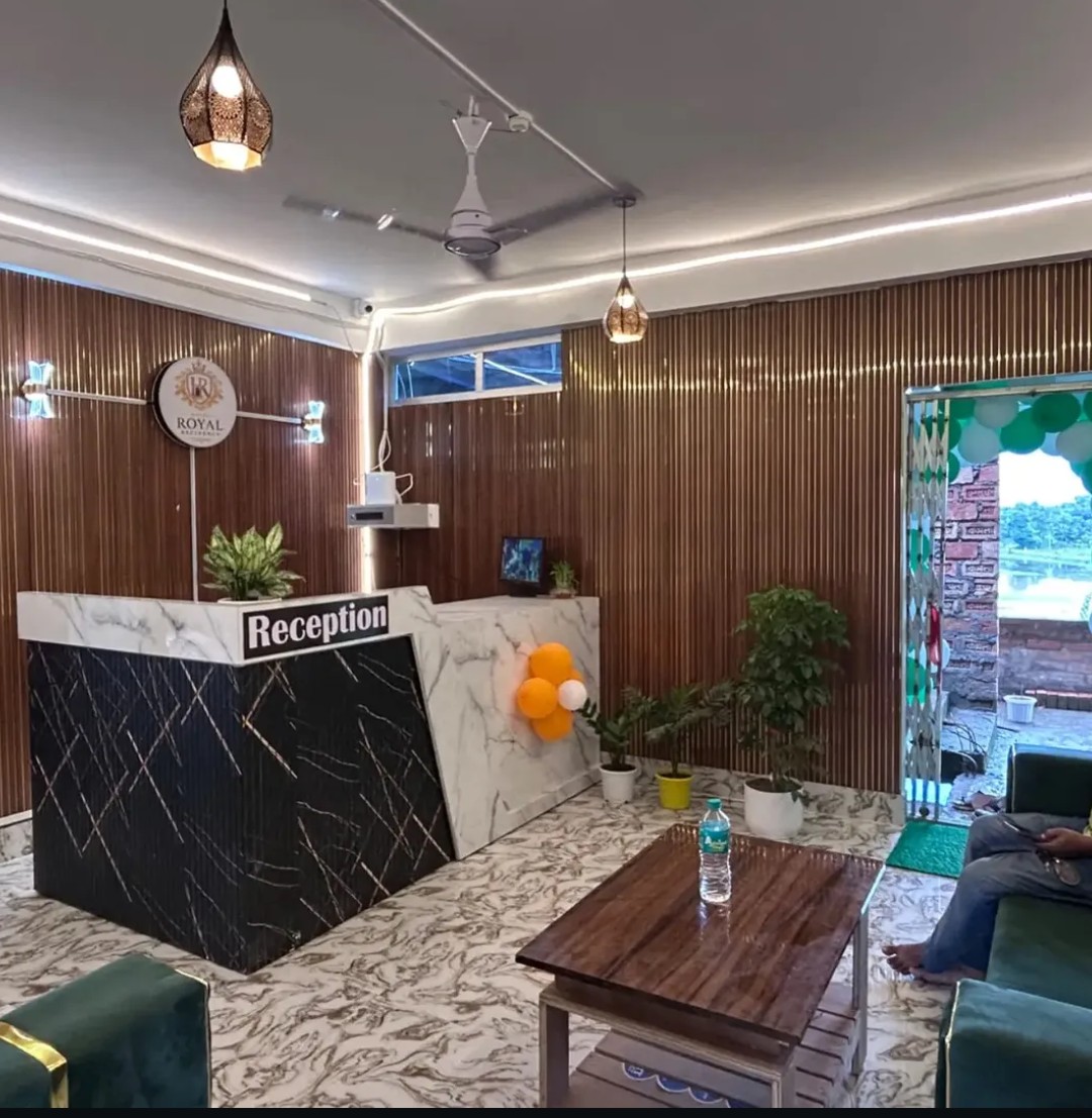 Hotel Royal Residency Reception